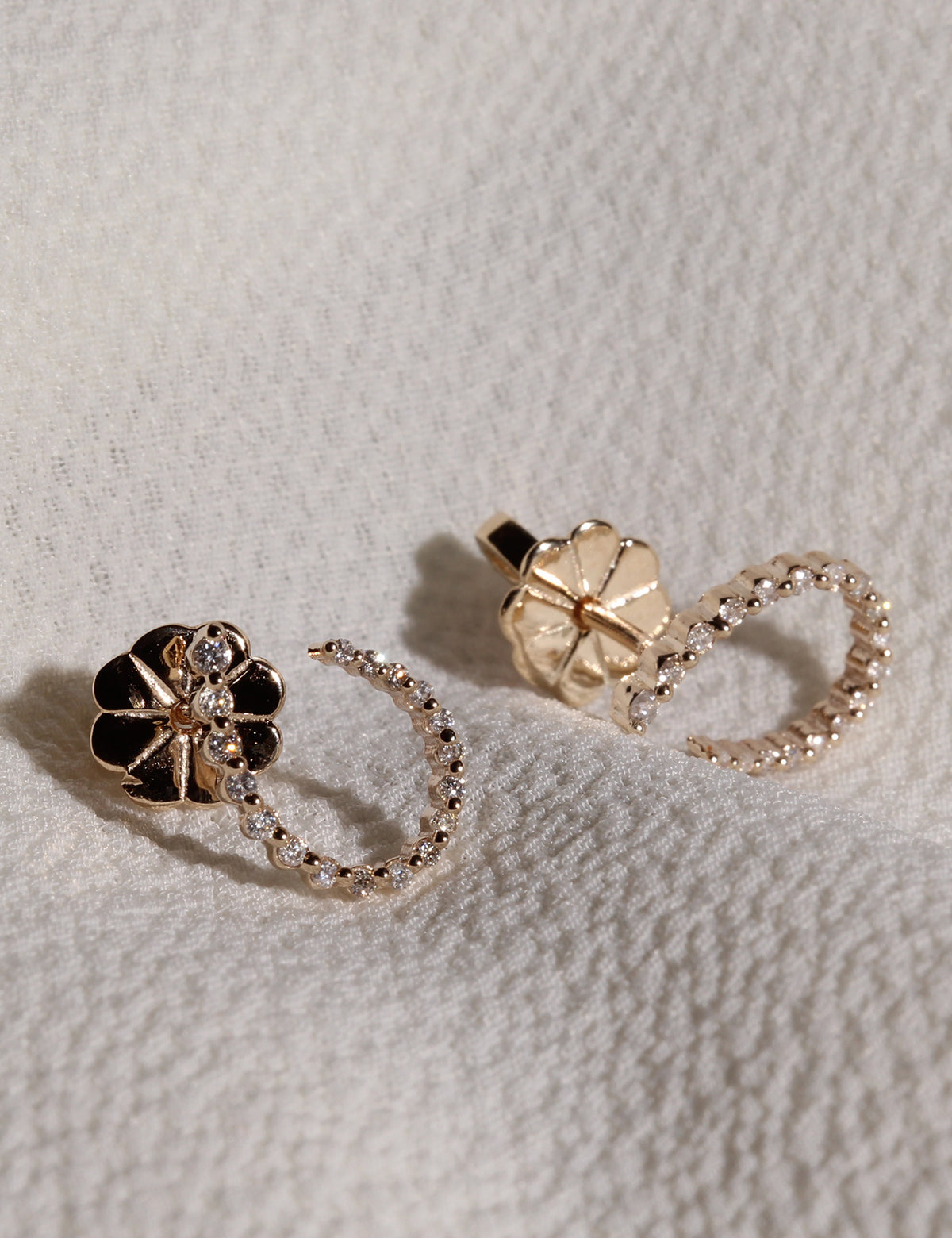 0.17 Karat Pırlanta Küpe