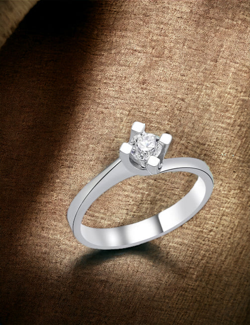 0,25 Karat Asimetrik Montür Tektaş Pırlanta Yüzük