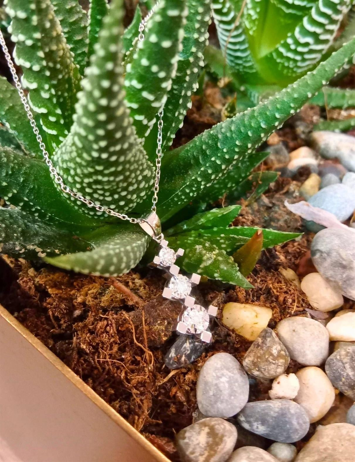 PIRLANT Mücevher/Kolye/Üçtaş