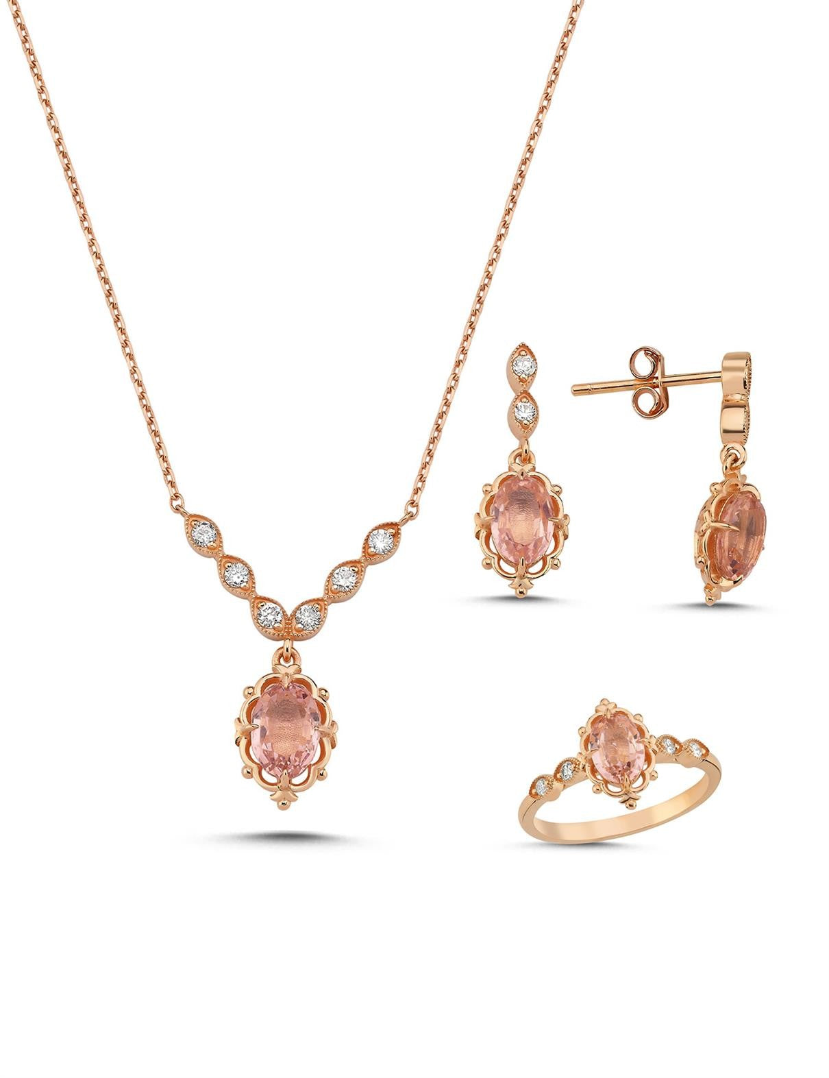 4,28 Karat Pırlantalı Morganit Set