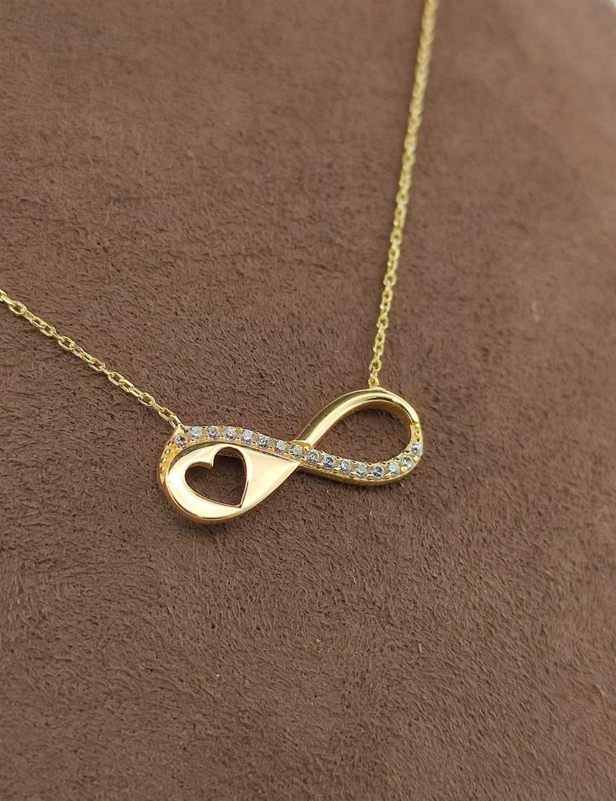 Kalpli Sonsuzluk Altın Kolye