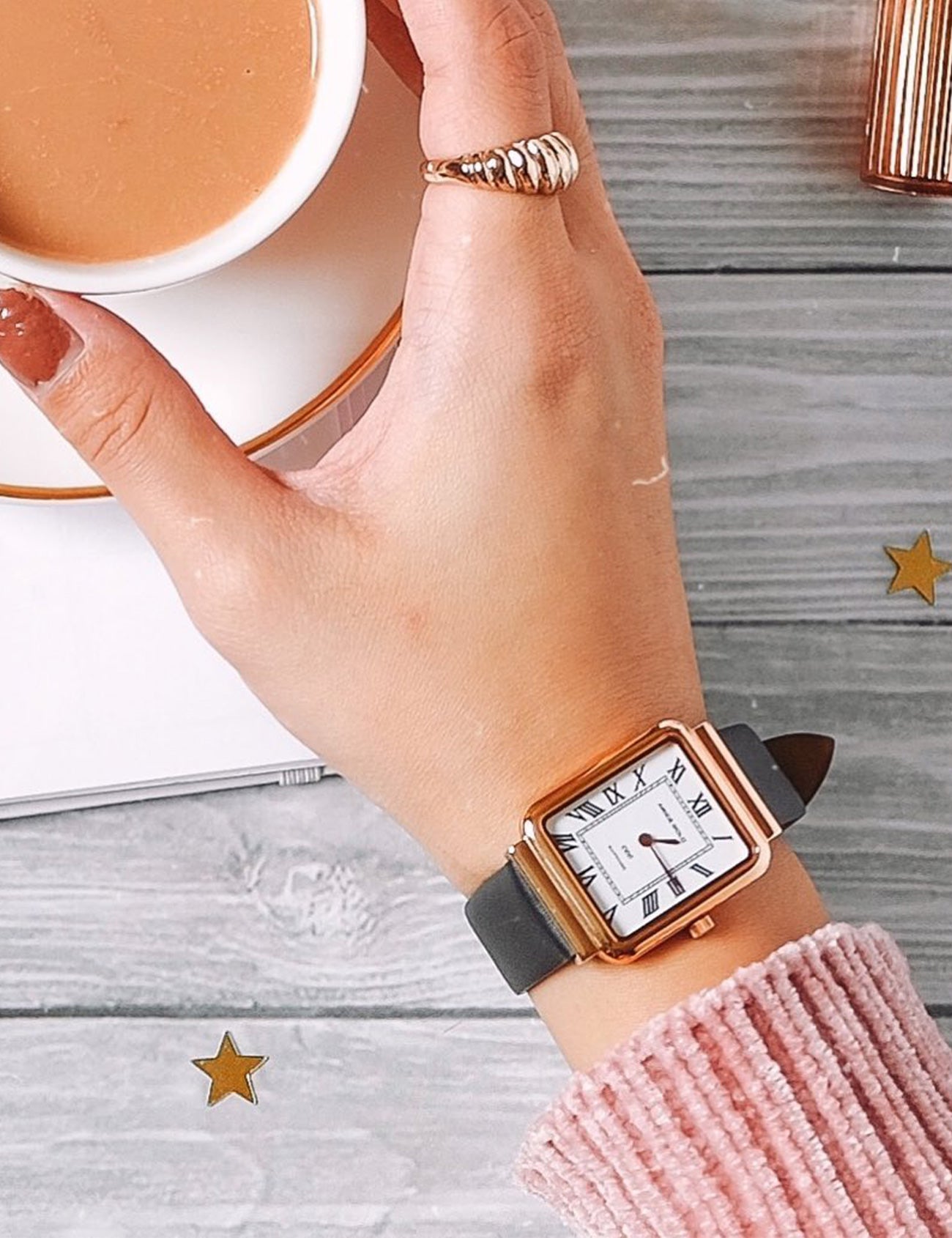 ساعة نسائية من طراز ARIES GOLD L 5032Z RG-WL