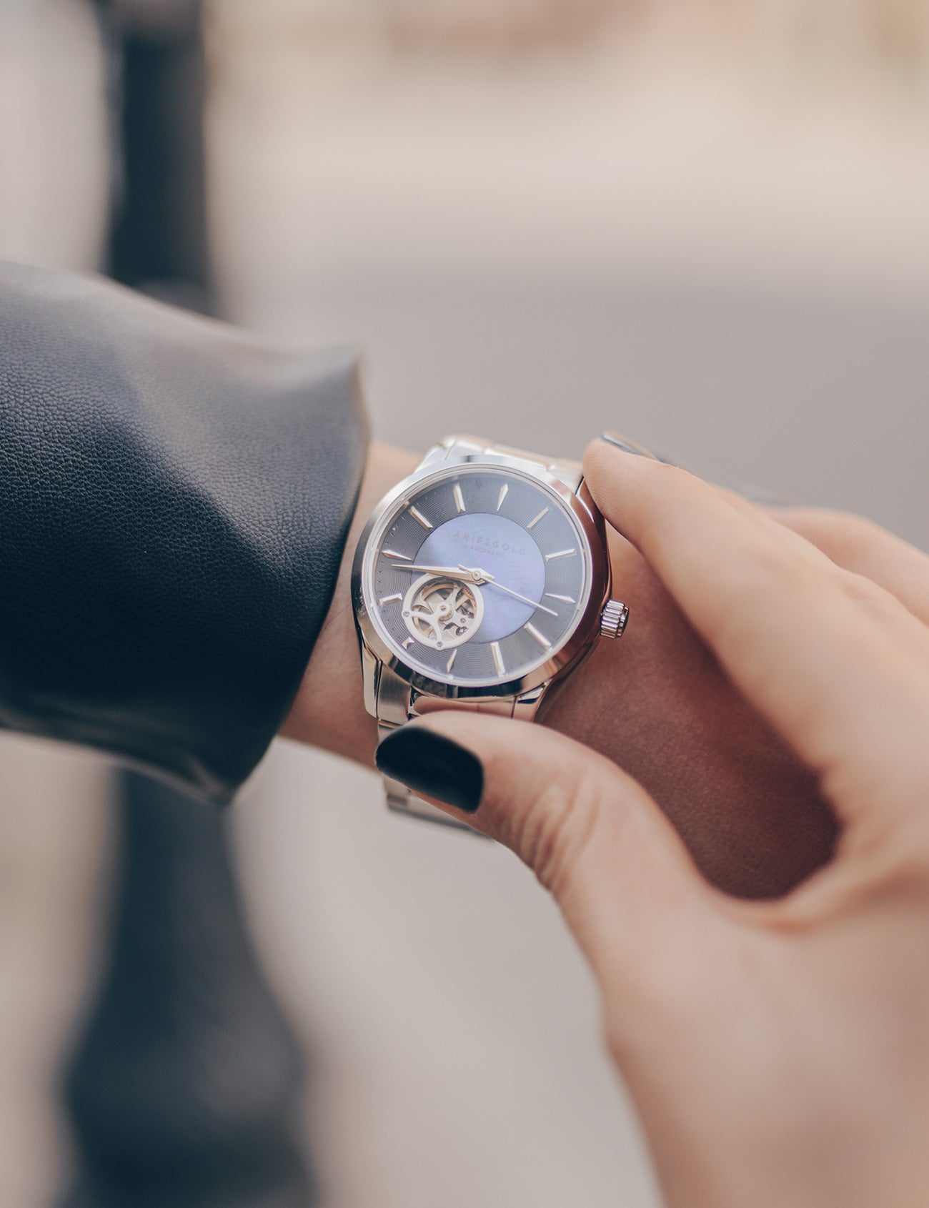 برج الحمل الذهبي