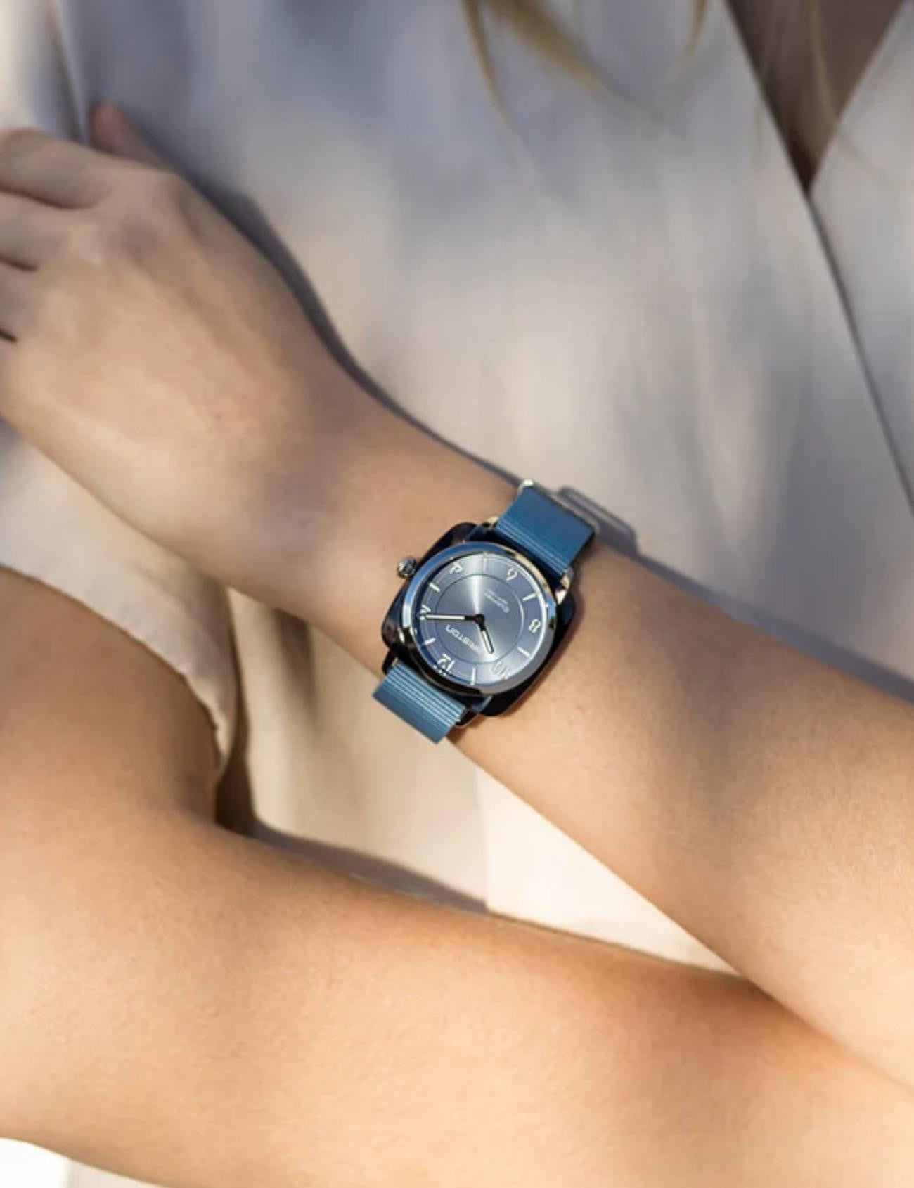 BRISTON 21536.SA.UB.25.NIB Kol Saati