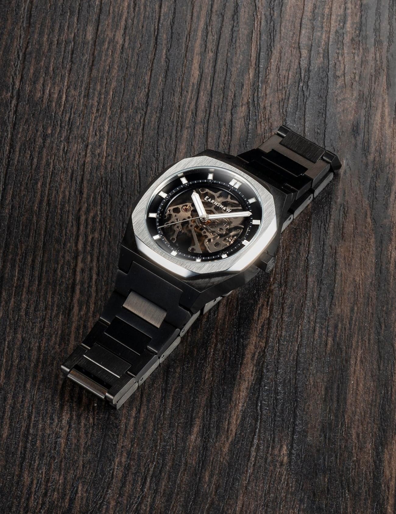 EARNSHAW ES-8142-66 30 Erkek Kol Saati