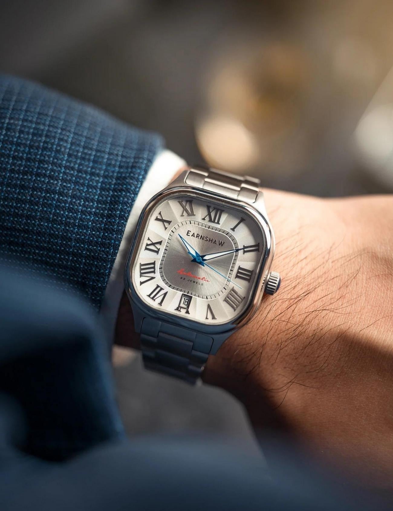 EARNSHAW ES-8284-11 30 Erkek Kol Saati