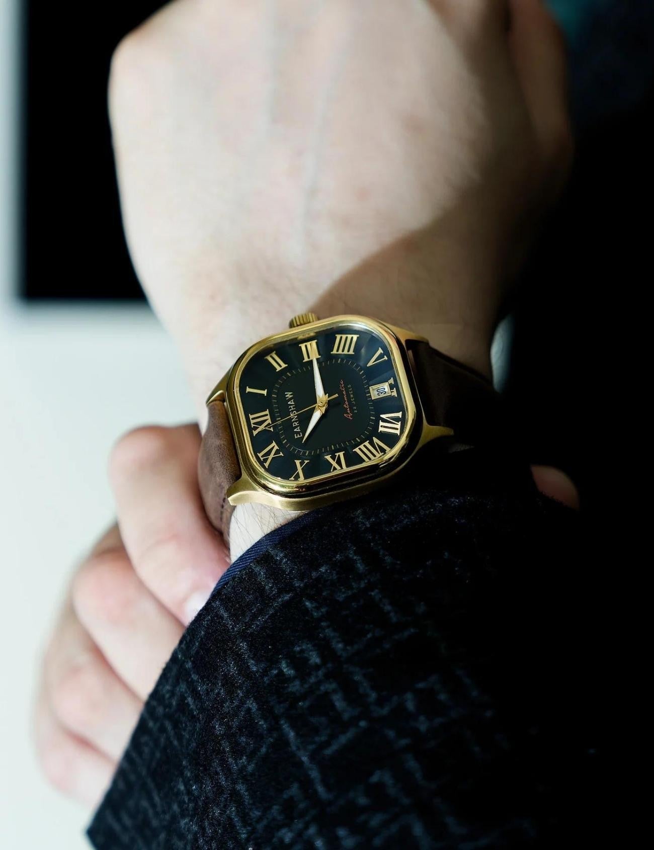 EARNSHAW ES-8284-01 30 Erkek Kol Saati