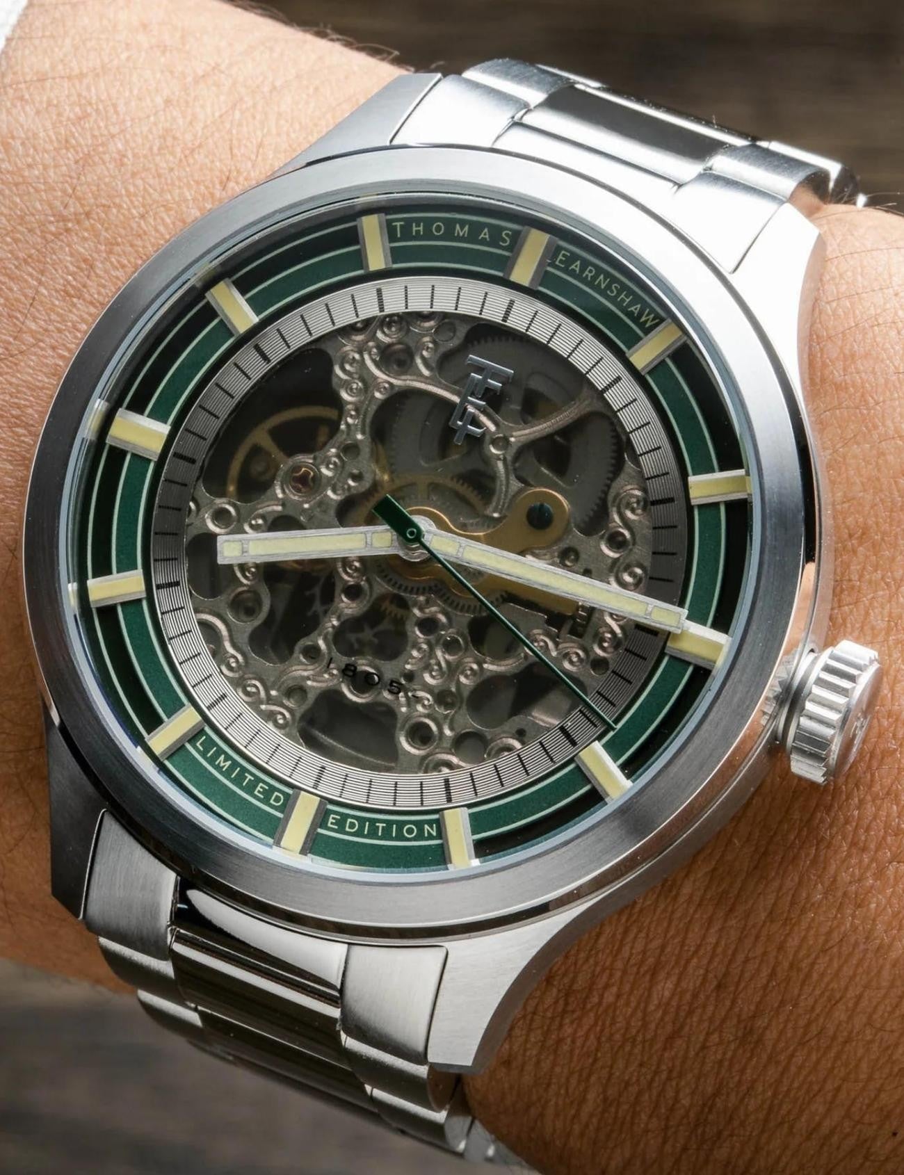 EARNSHAW ES-8257-33 Erkek Kol Saati