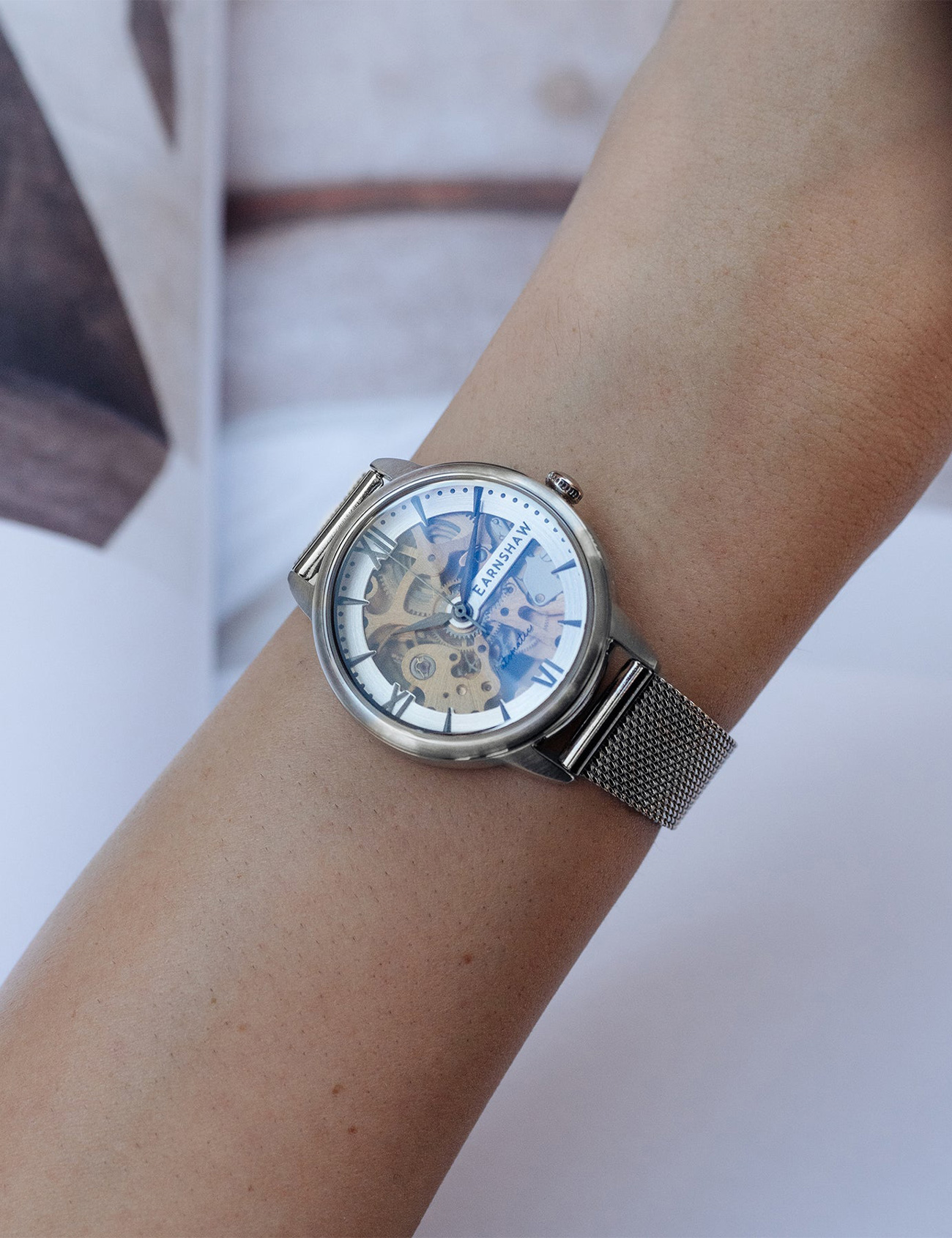 EARNSHAW ES-8150-11 Kadın Kol Saati