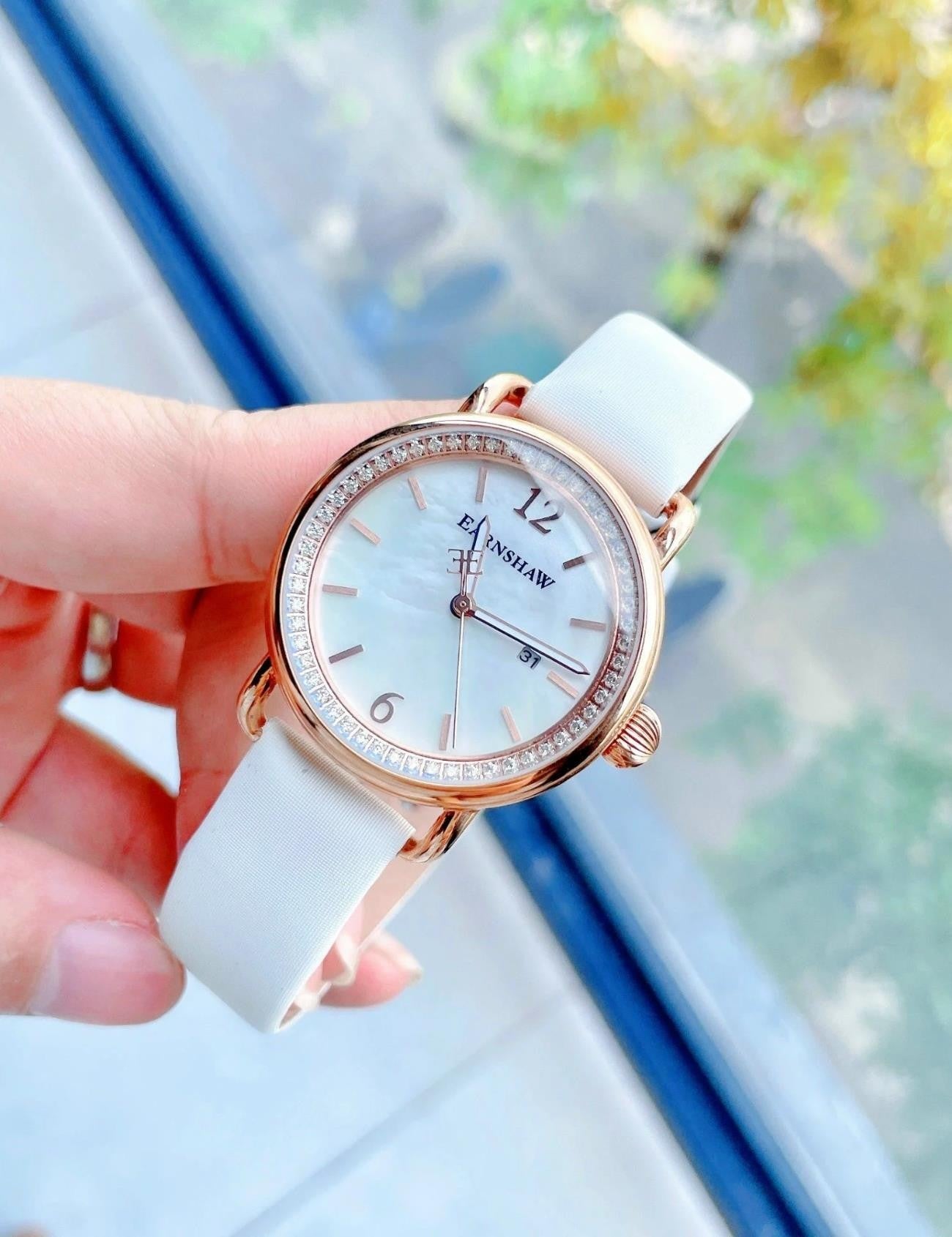 EARNSHAW ES-8092-04 Kadın Kol Saati