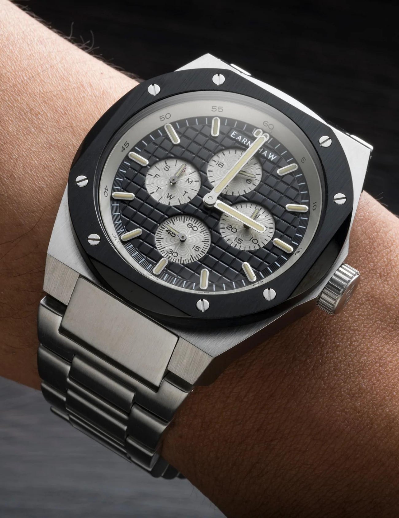 EARNSHAW ES-8253-44 25 Erkek Kol Saati