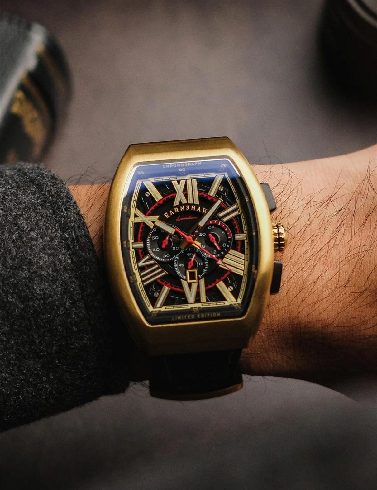 EARNSHAW ES-8270-01 60 Erkek Kol Saati