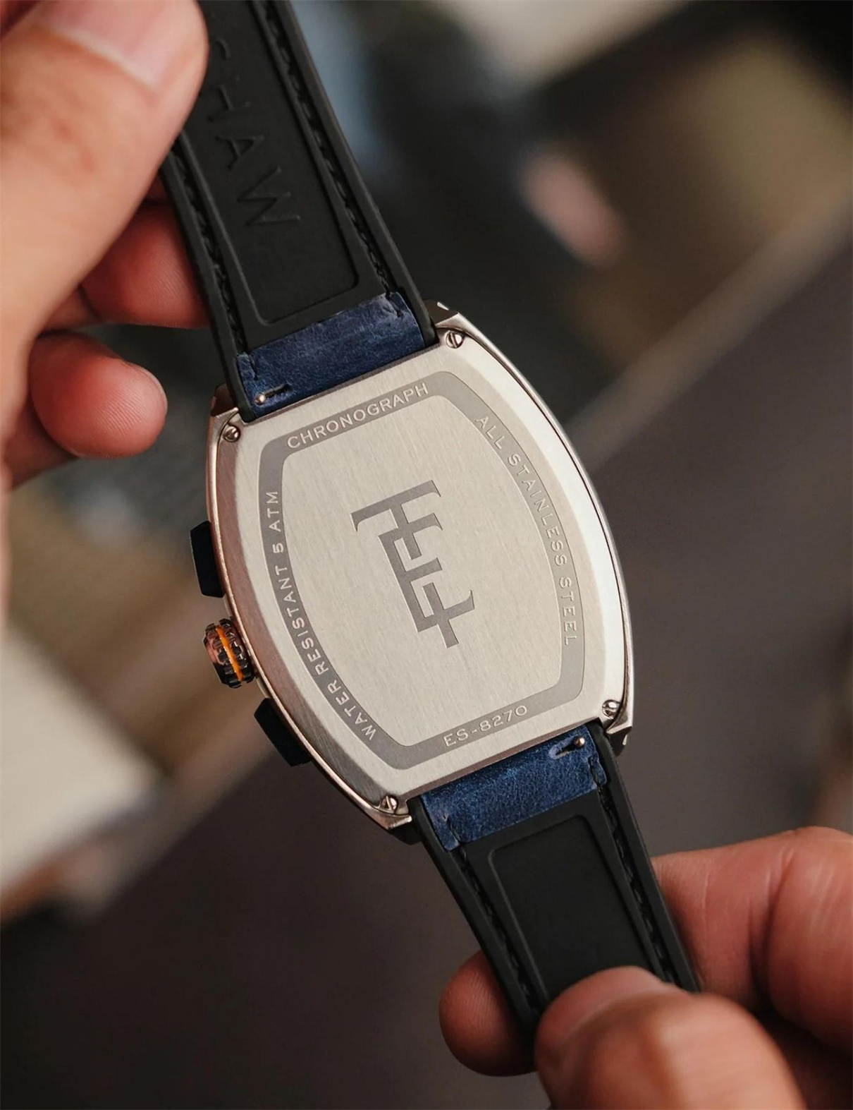 EARNSHAW ES-8270-03 60 Erkek Kol Saati