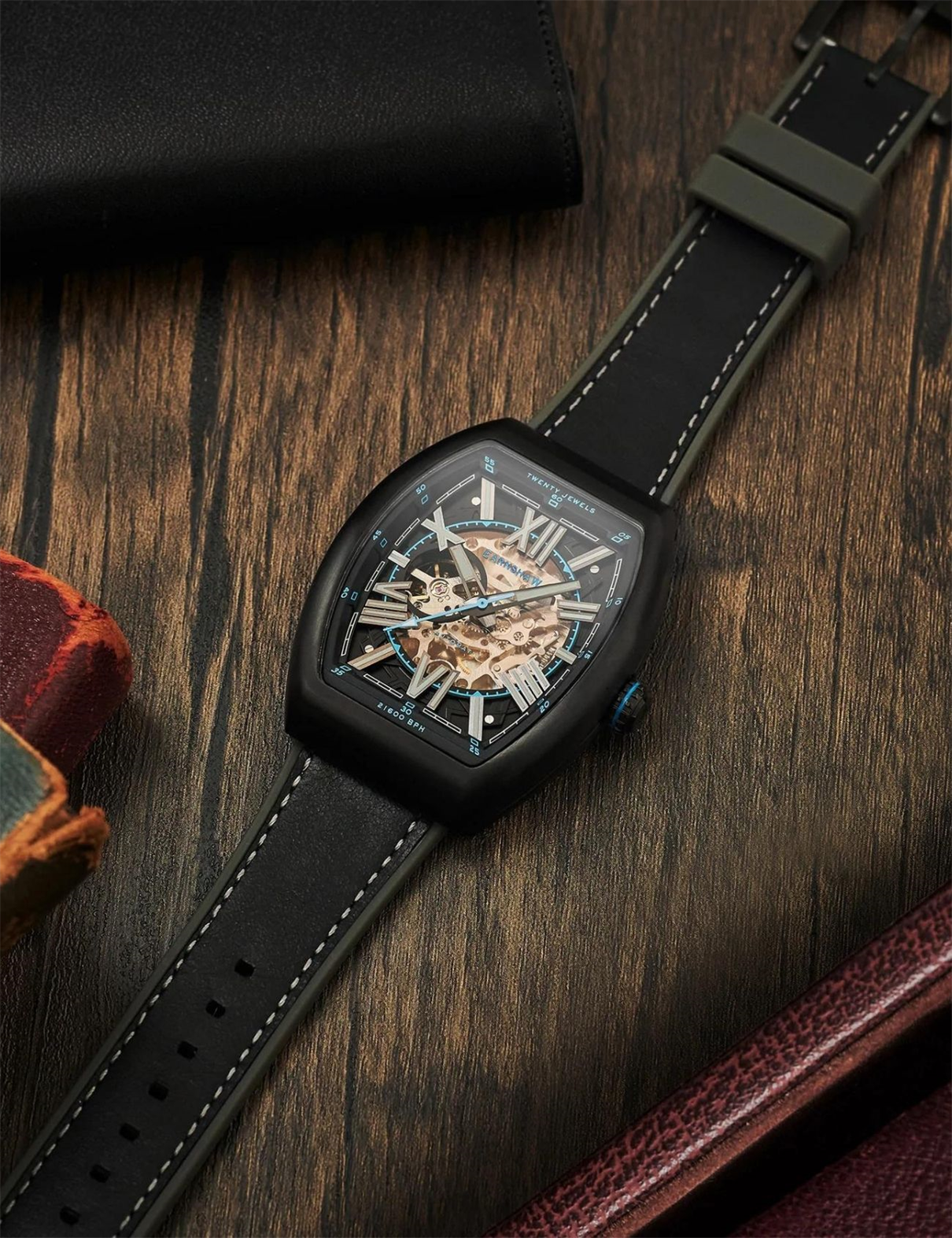 EARNSHAW ES-8271-04 60 Erkek Kol Saati