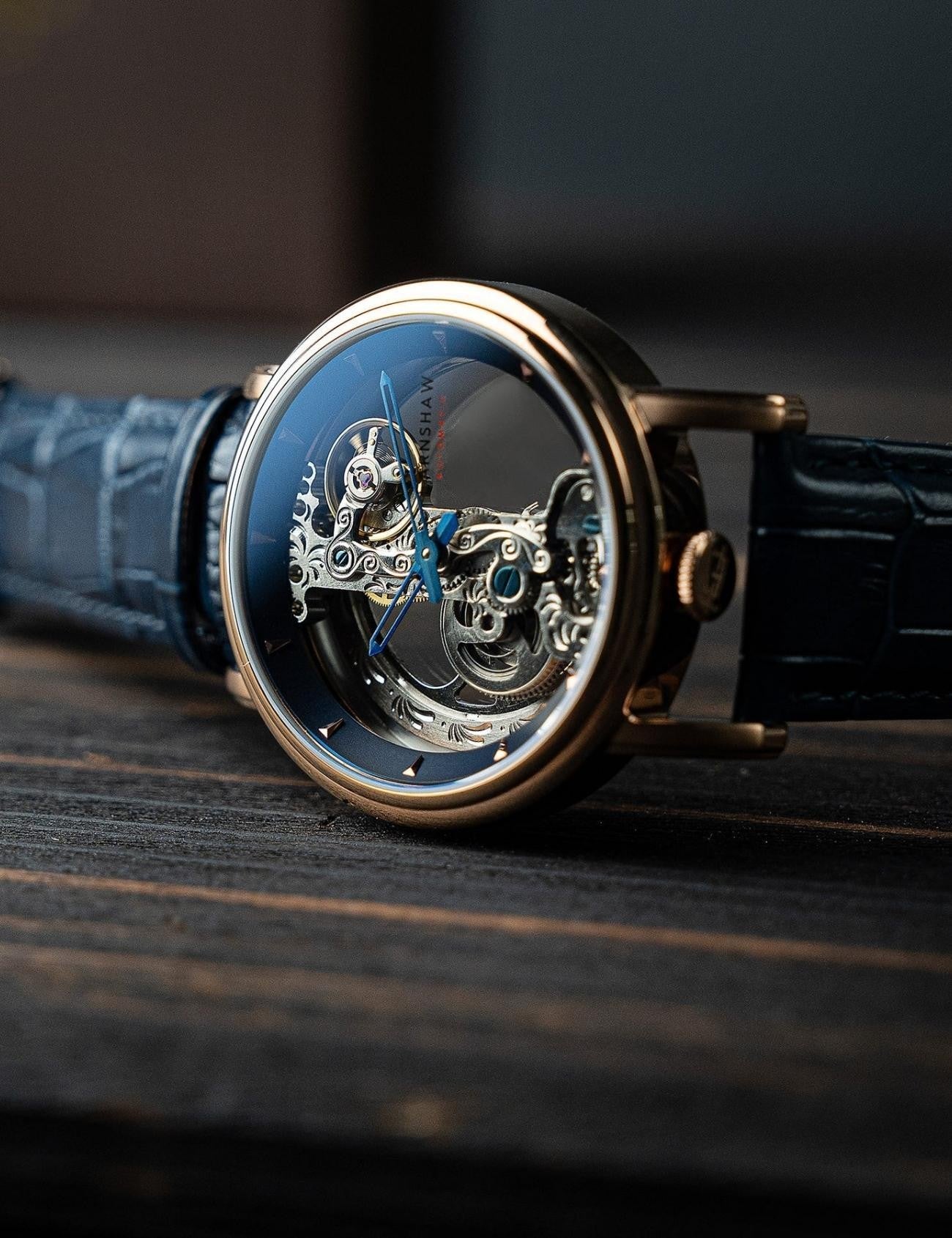 EARNSHAW ES-8225-06 Erkek Kol Saati