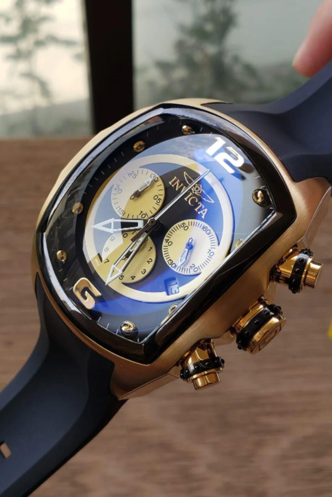 INVICTA