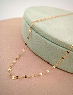 Boomerang Zincir Altın Kolye