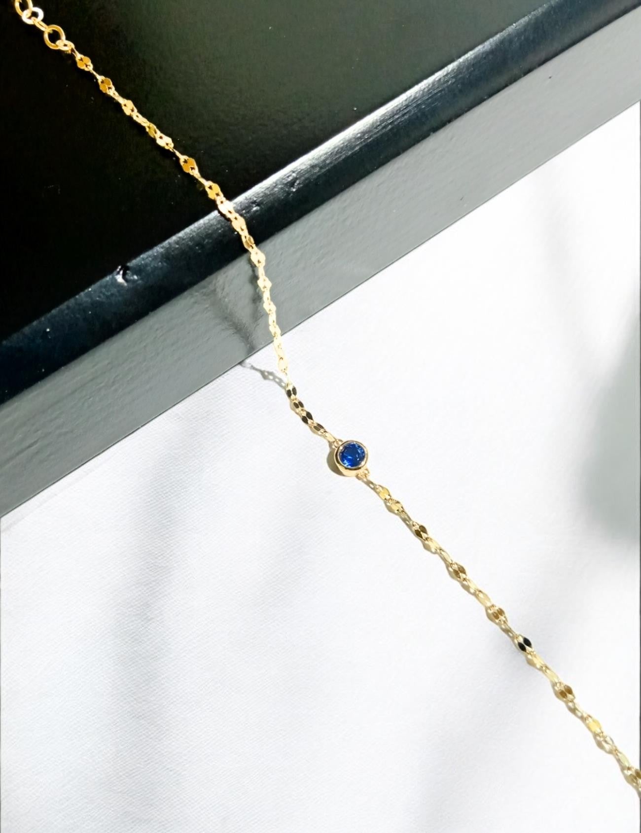 Yuvarlak Mavi Taşlı Altın Bileklik