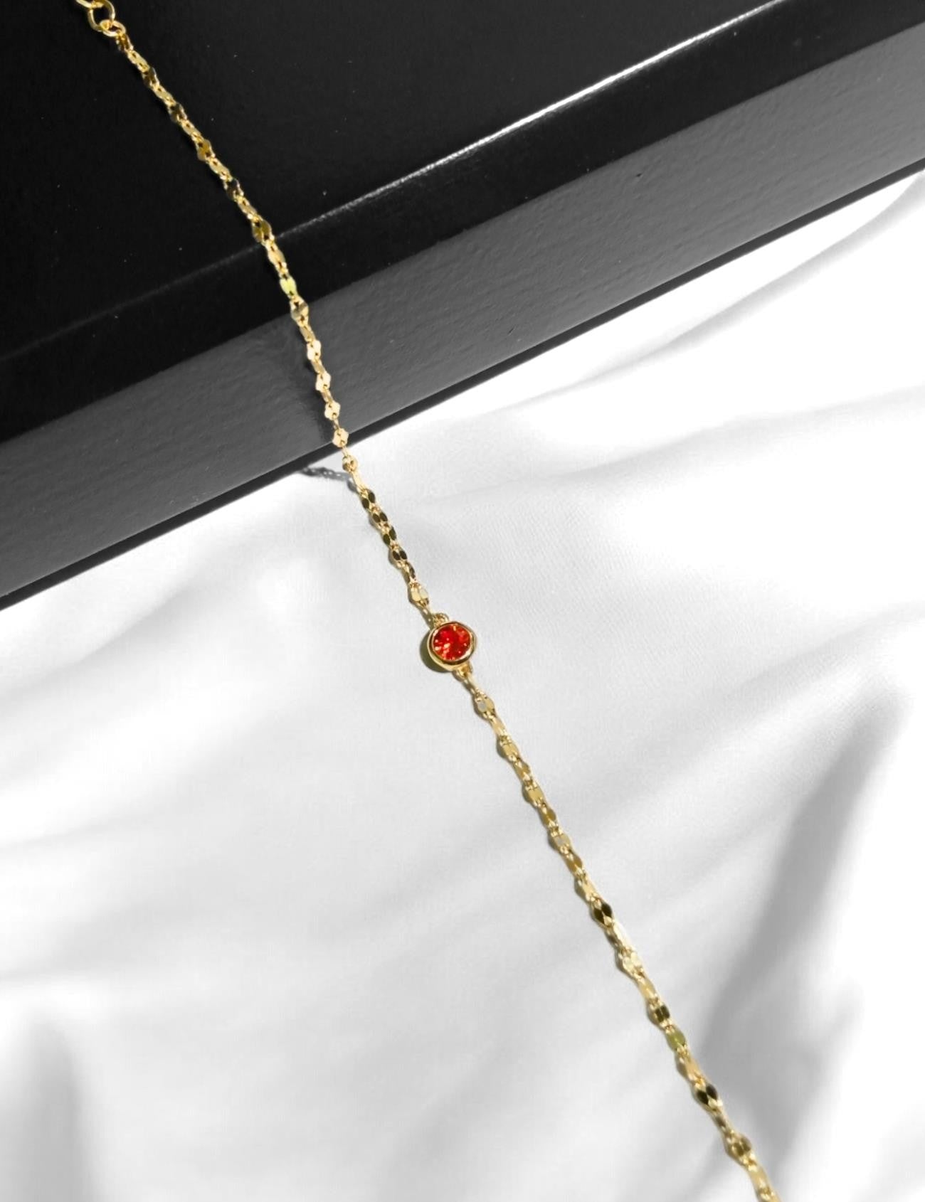 Yuvarlak Kırmızı Taşlı Altın Bileklik