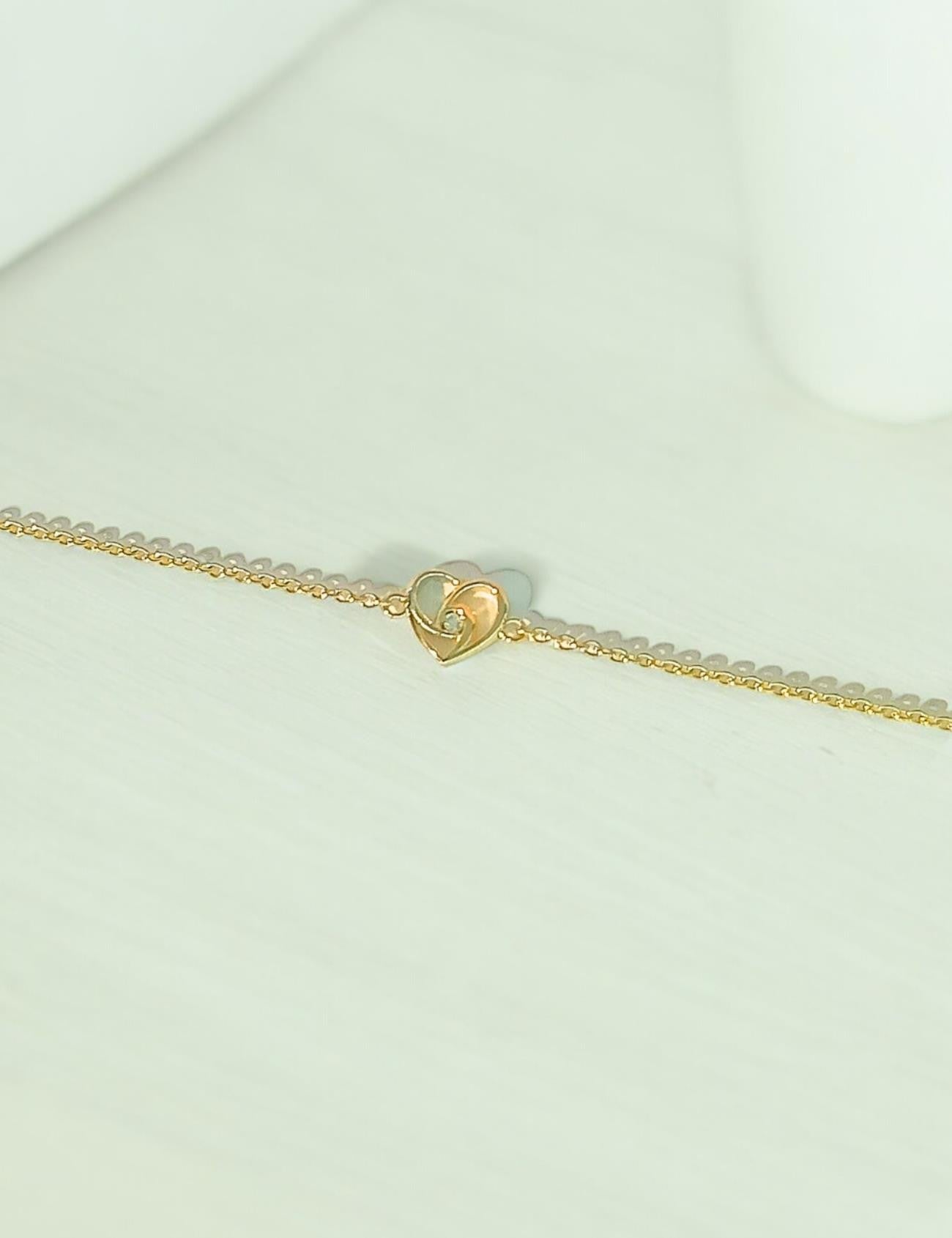 Kalpli Altın Bileklik