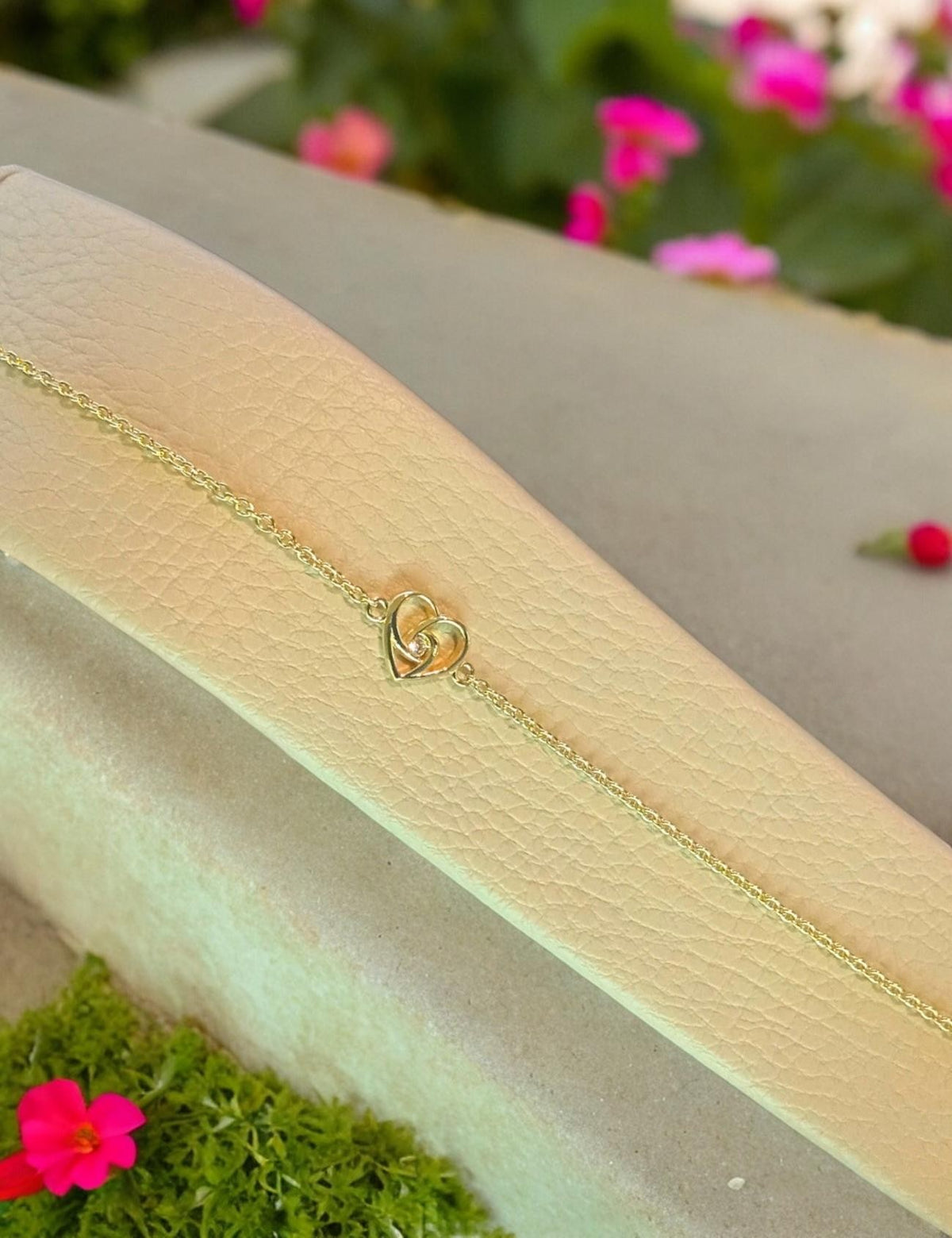 Kalpli Altın Bileklik