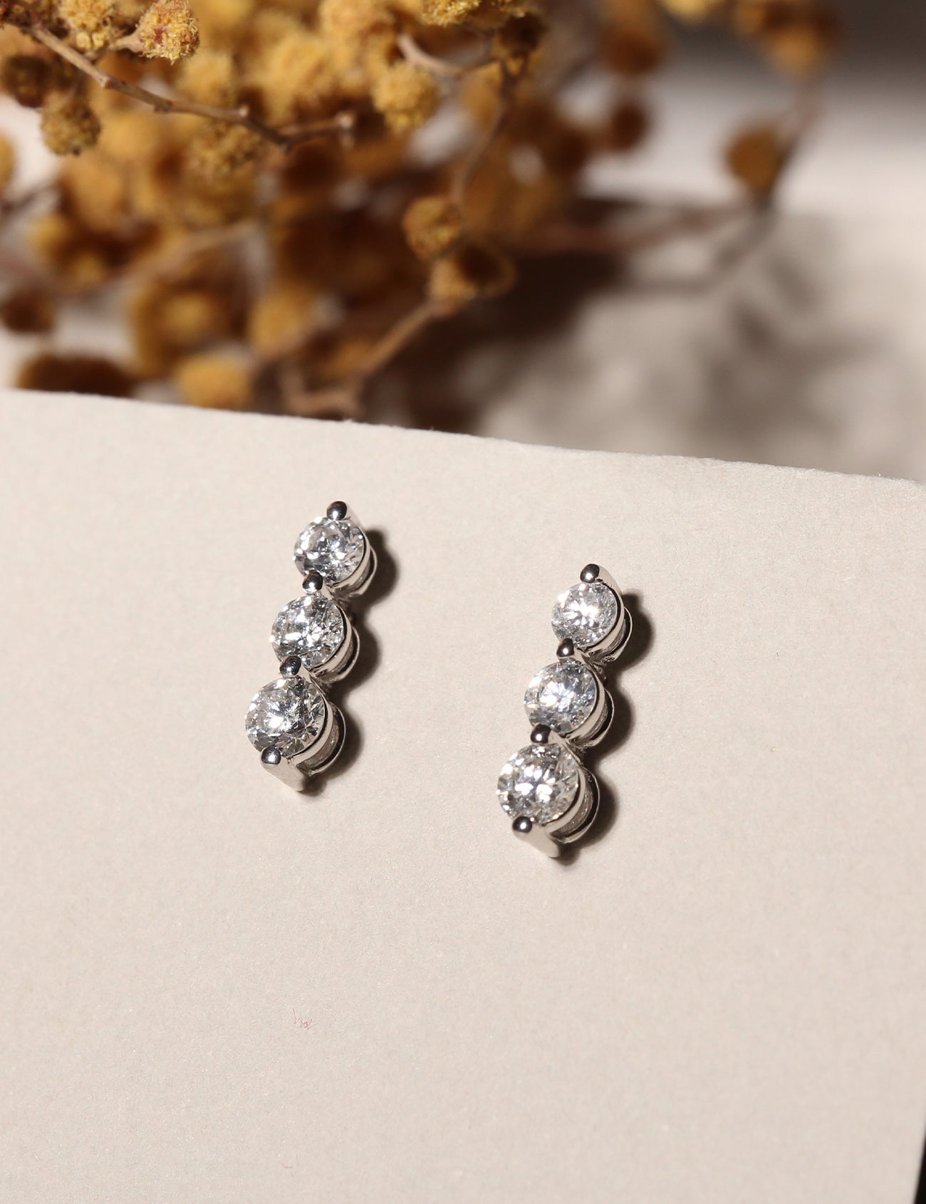 1,18 Karat Tria Pırlanta Küpe