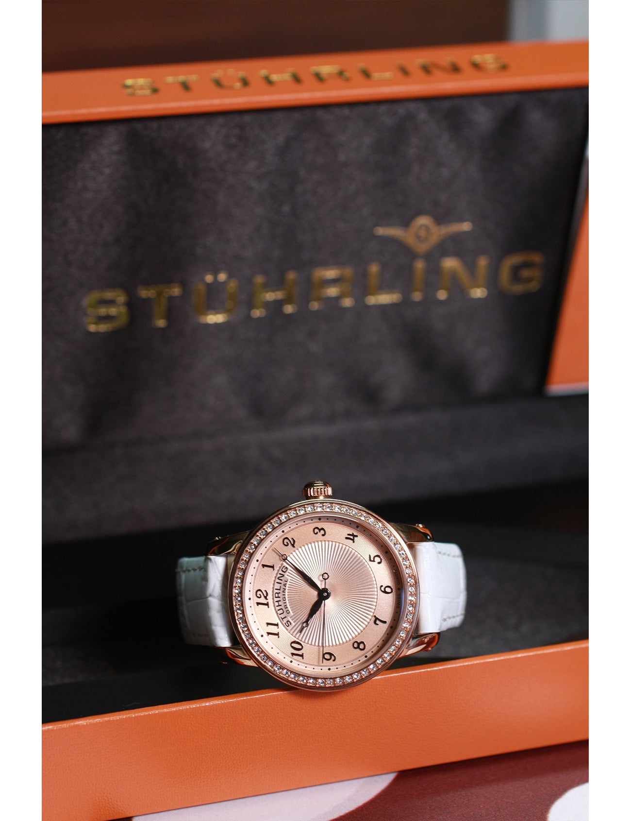 STÜHRLING Women's Quartz