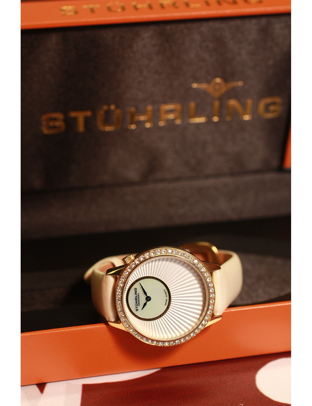 STÜHRLING Women's Quartz
