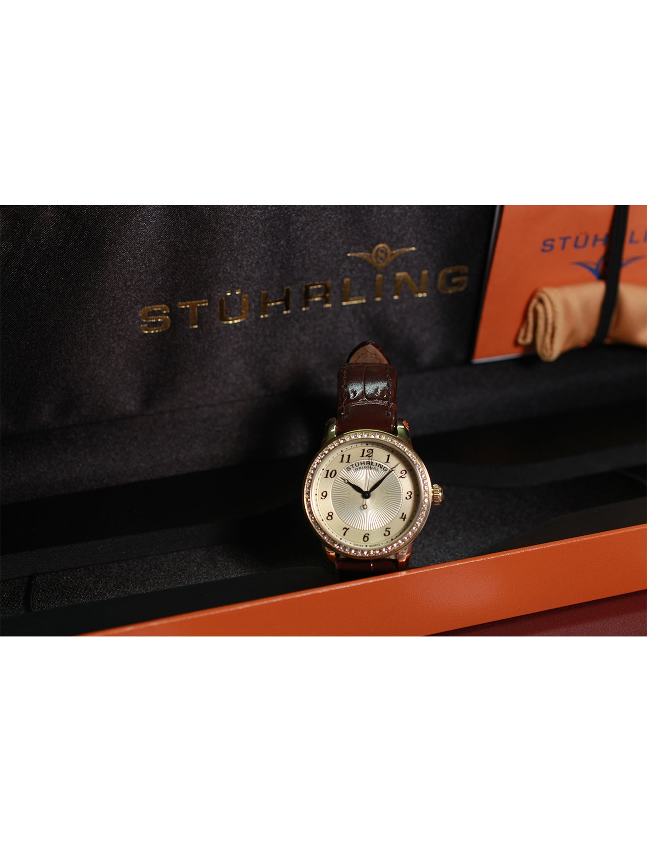 STÜHRLING Women's Quartz