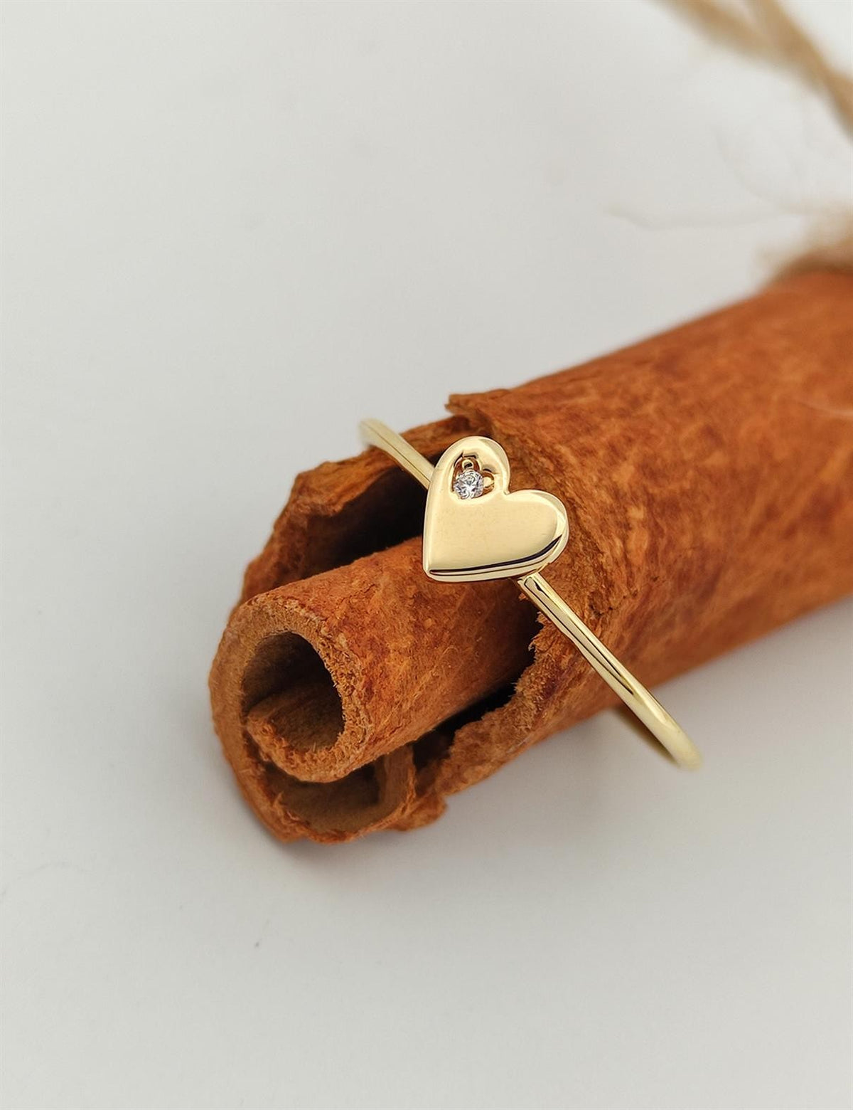 Taşlı Kalp Altın Yüzük İKYZ00067