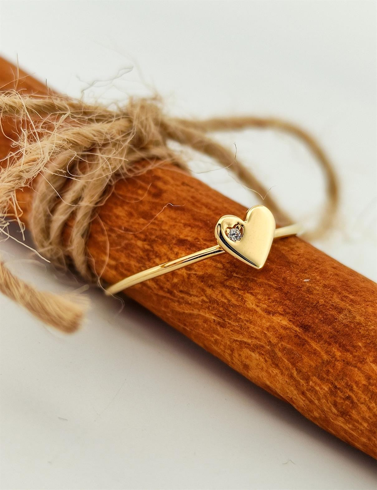 Taşlı Kalp Altın Yüzük İKYZ00067 Ürün ikincil görseli