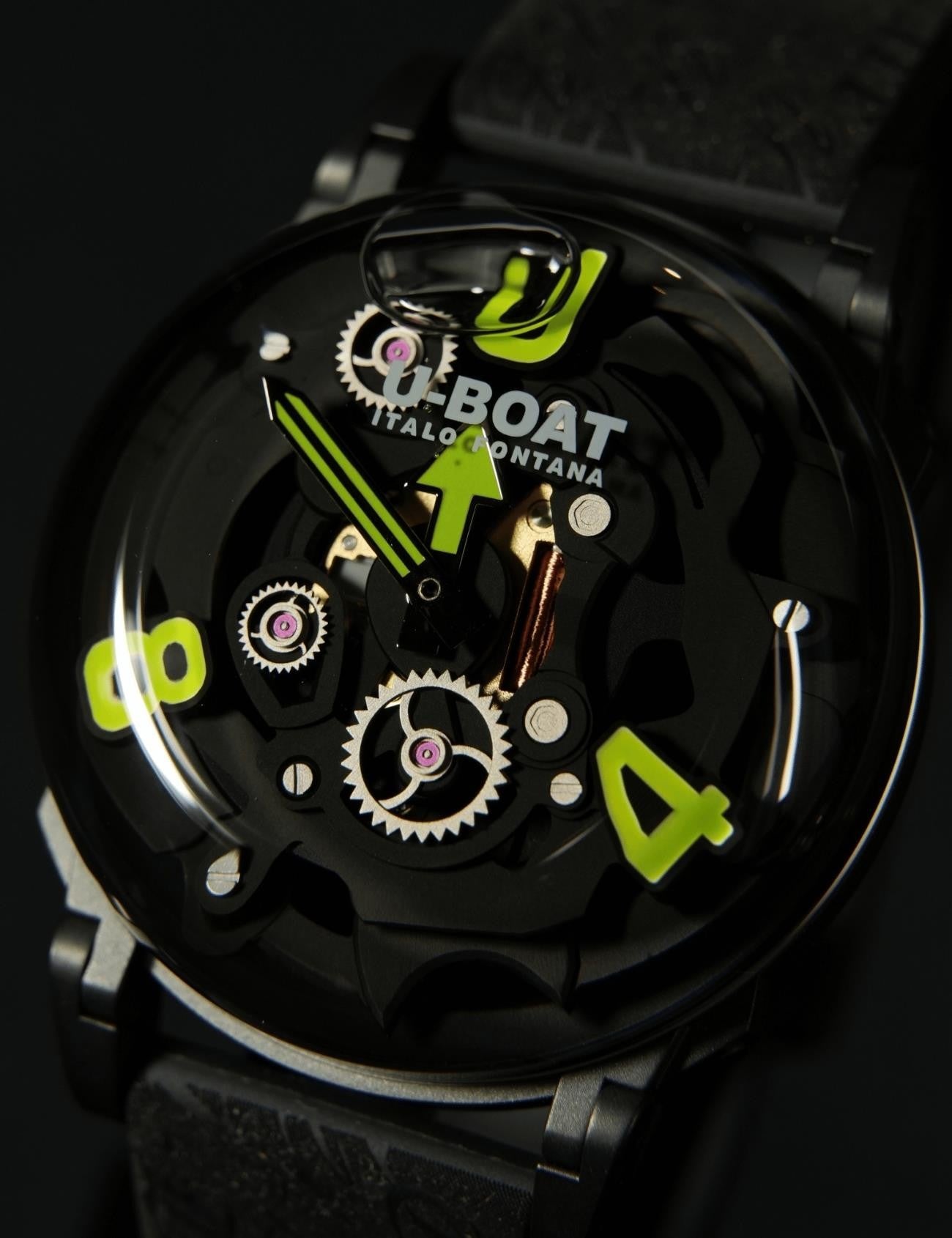 U-BOAT 3351 Erkek Kol Saati