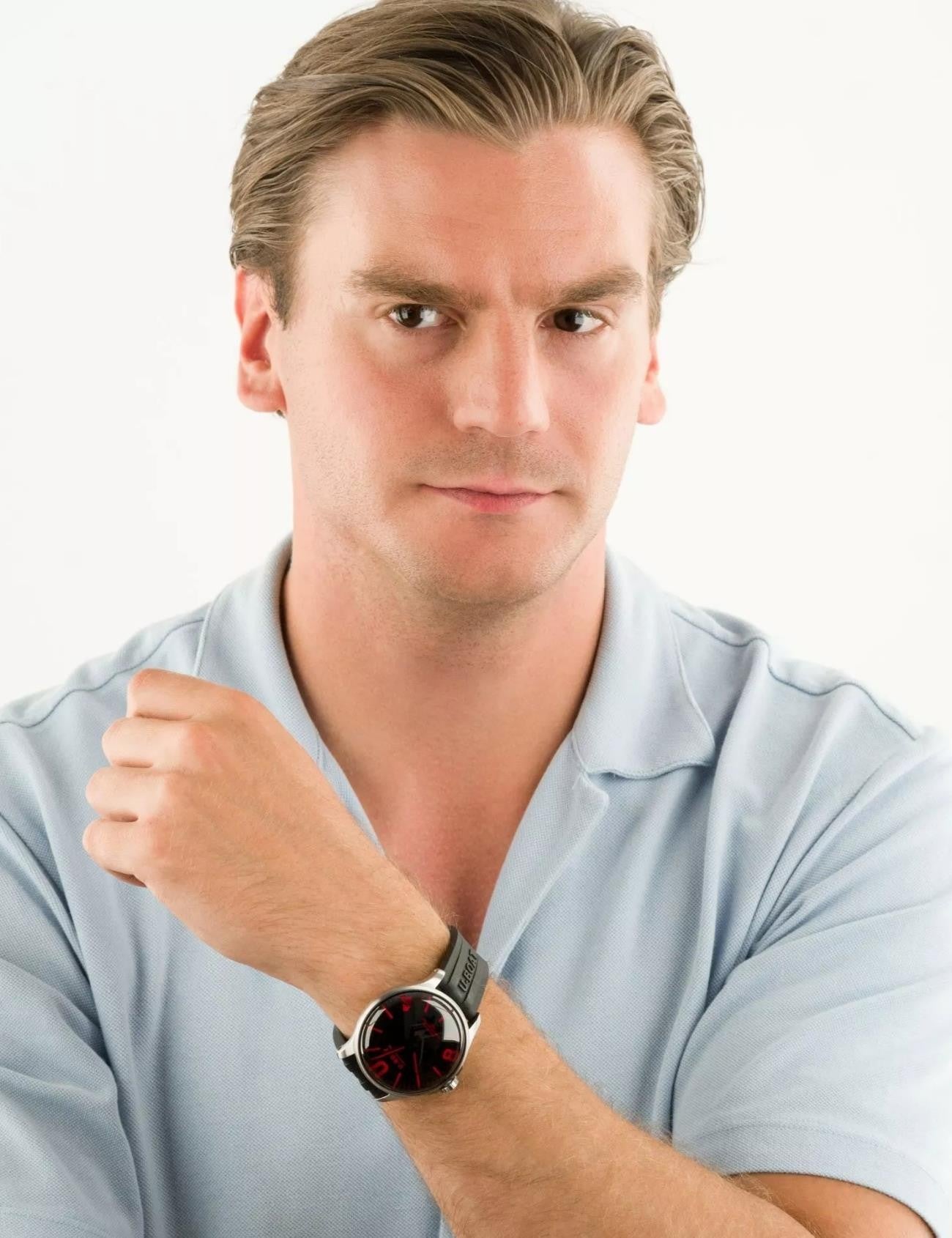 U-BOAT 8465/B Erkek Kol Saati