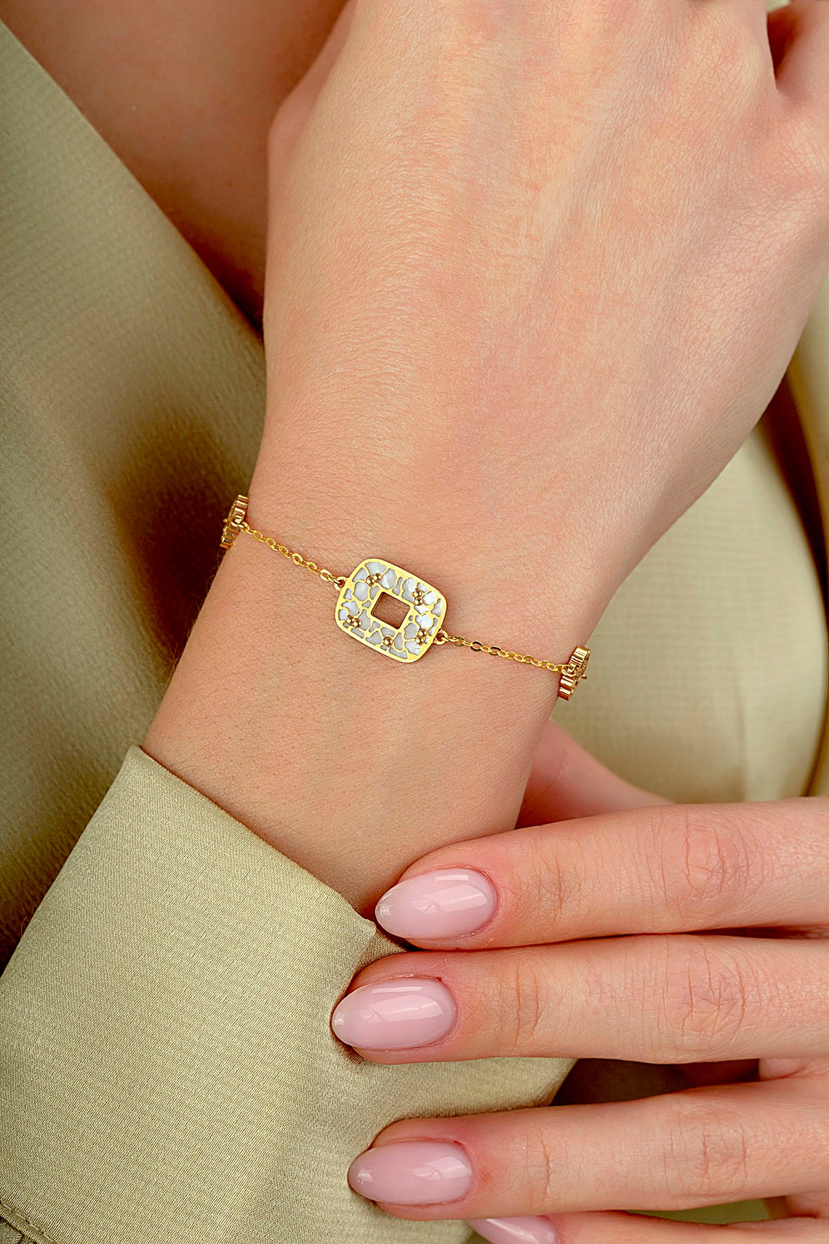 Çift Taraflı Pembe Beyaz Sedefli Altın Bileklik