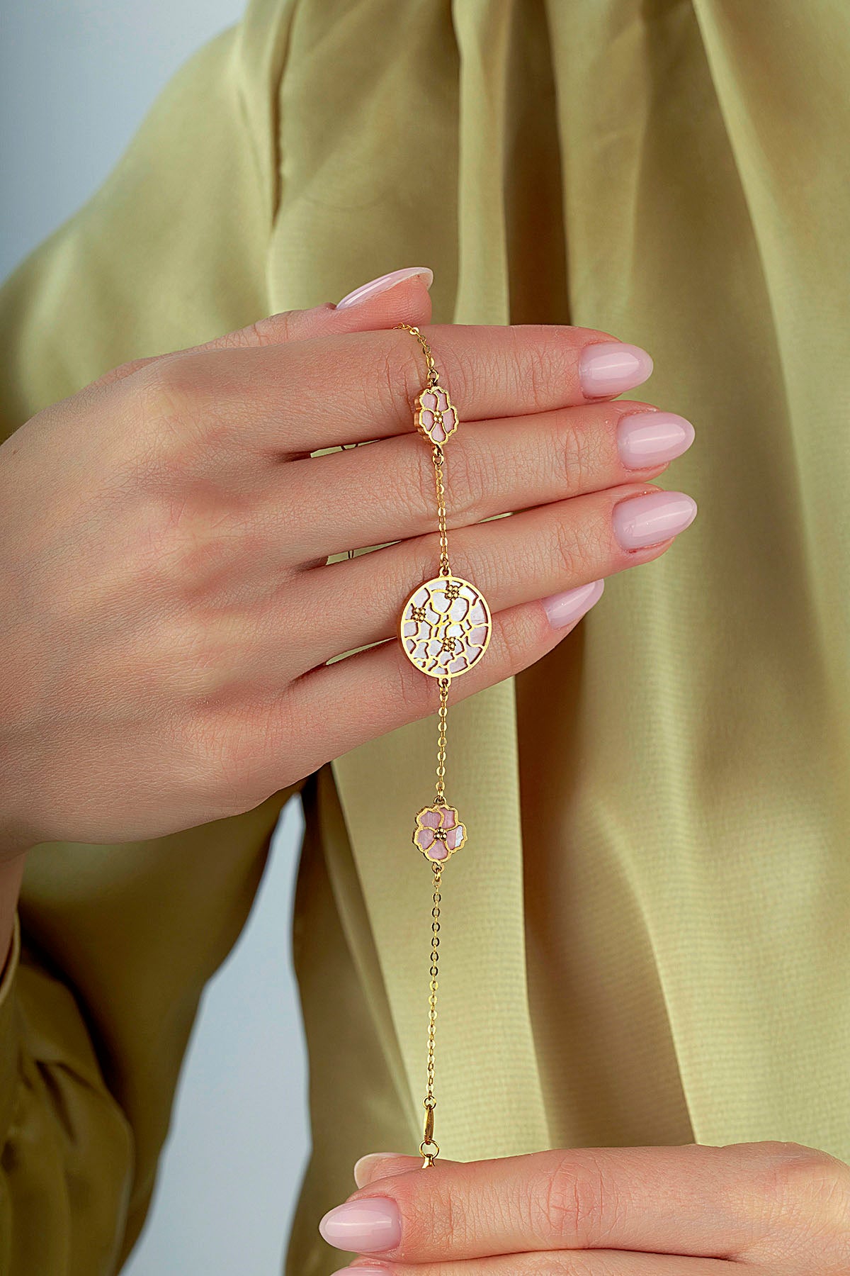 Çift Taraflı Pembe Beyaz Sedefli Altın Bileklik