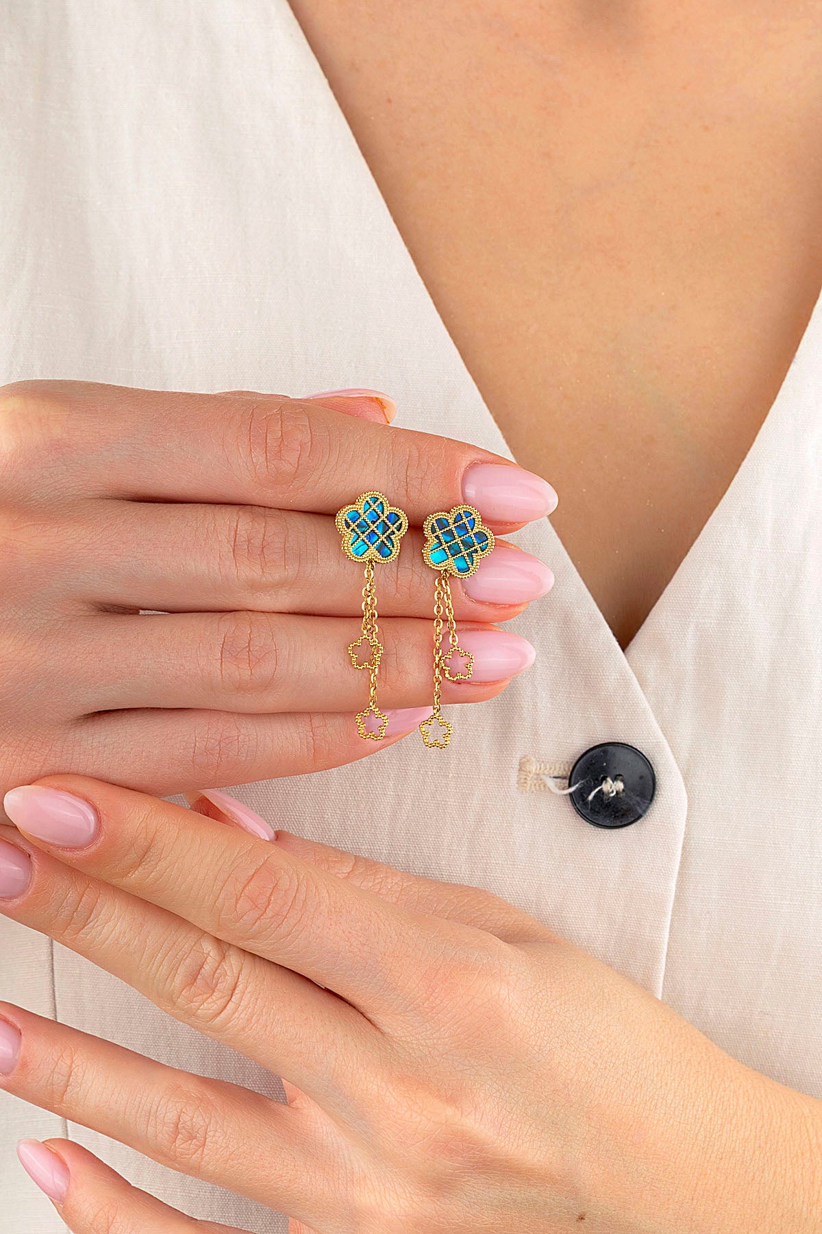 Yeşil Sedef Kafesli Çiçek Altın Küpe