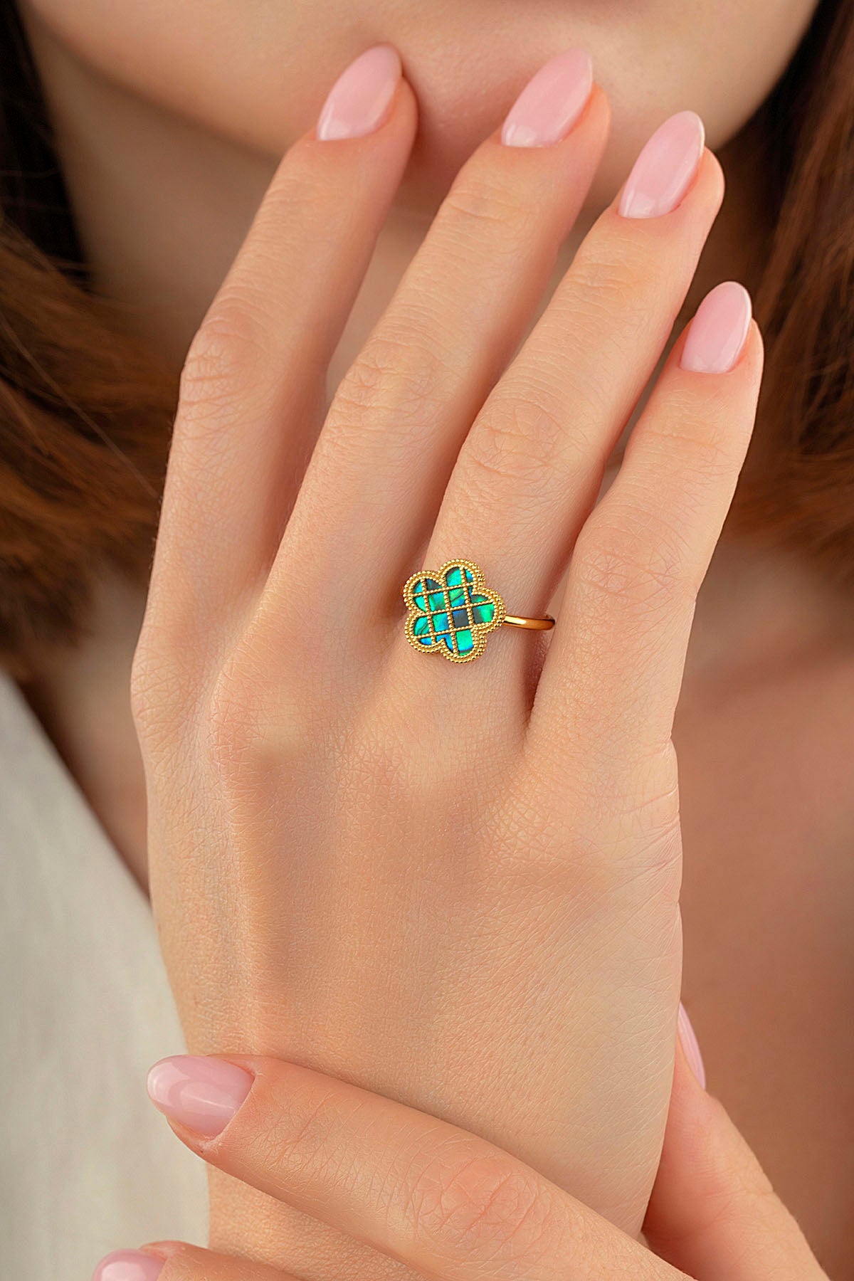 Yeşil Sedefli Çiçek Kafes Altın Yüzük Ürün ana görseli