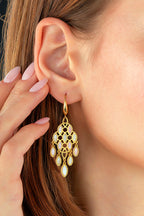 Pembe Beyaz Sedef Rüzgar Altın Küpe