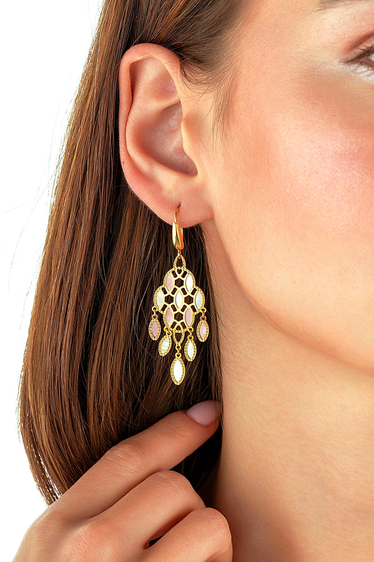 Pembe Beyaz Sedef Rüzgar Altın Küpe