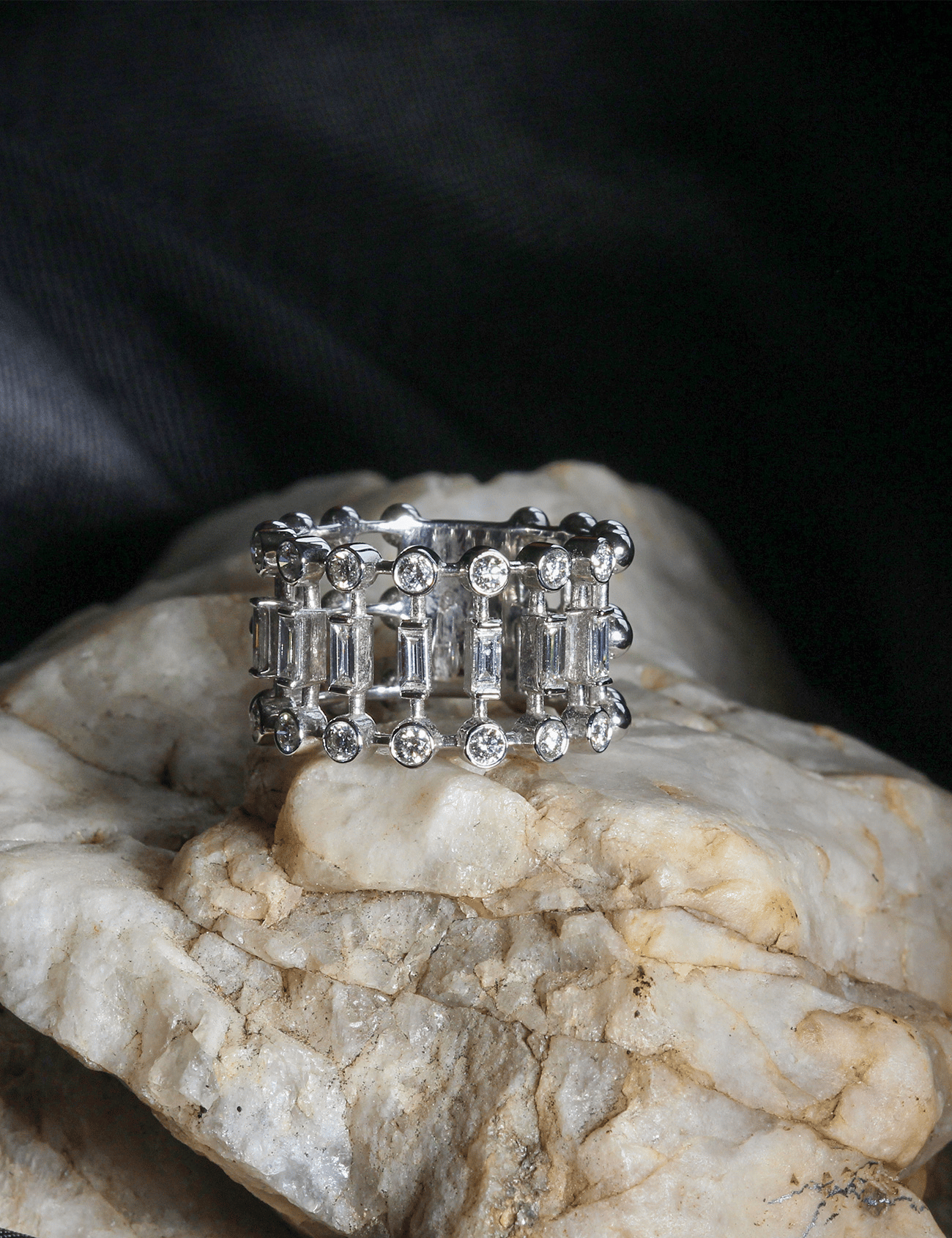 0,92 Karat Baget Pırlanta Yüzük Ürün ana görseli