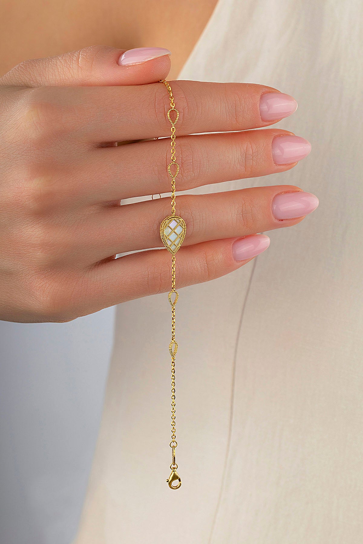 Çift Taraflı Yeşil Beyaz Sedefli Damla Altın Bileklik