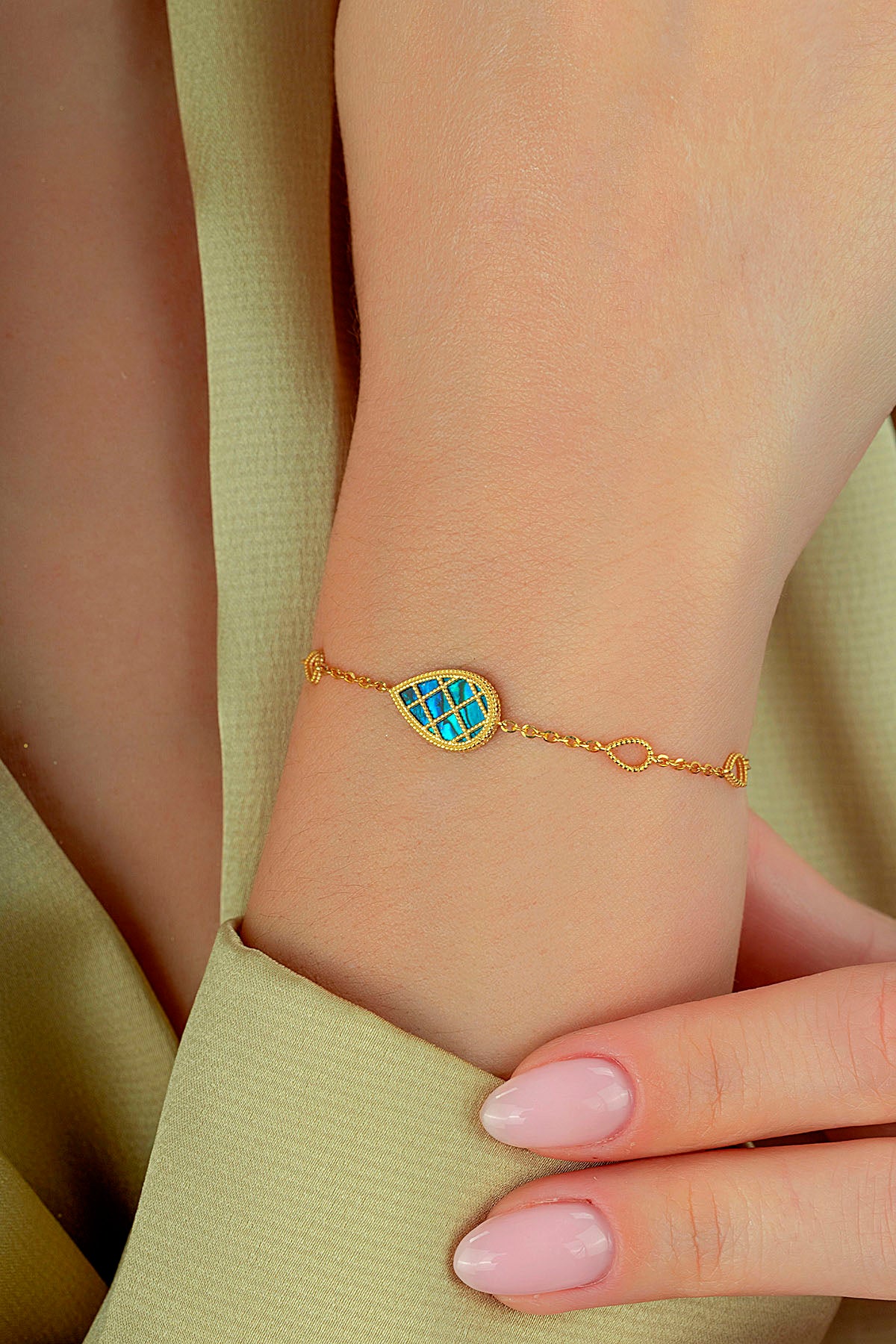 Çift Taraflı Mavi Beyaz Sedefli Damla Altın Bileklik