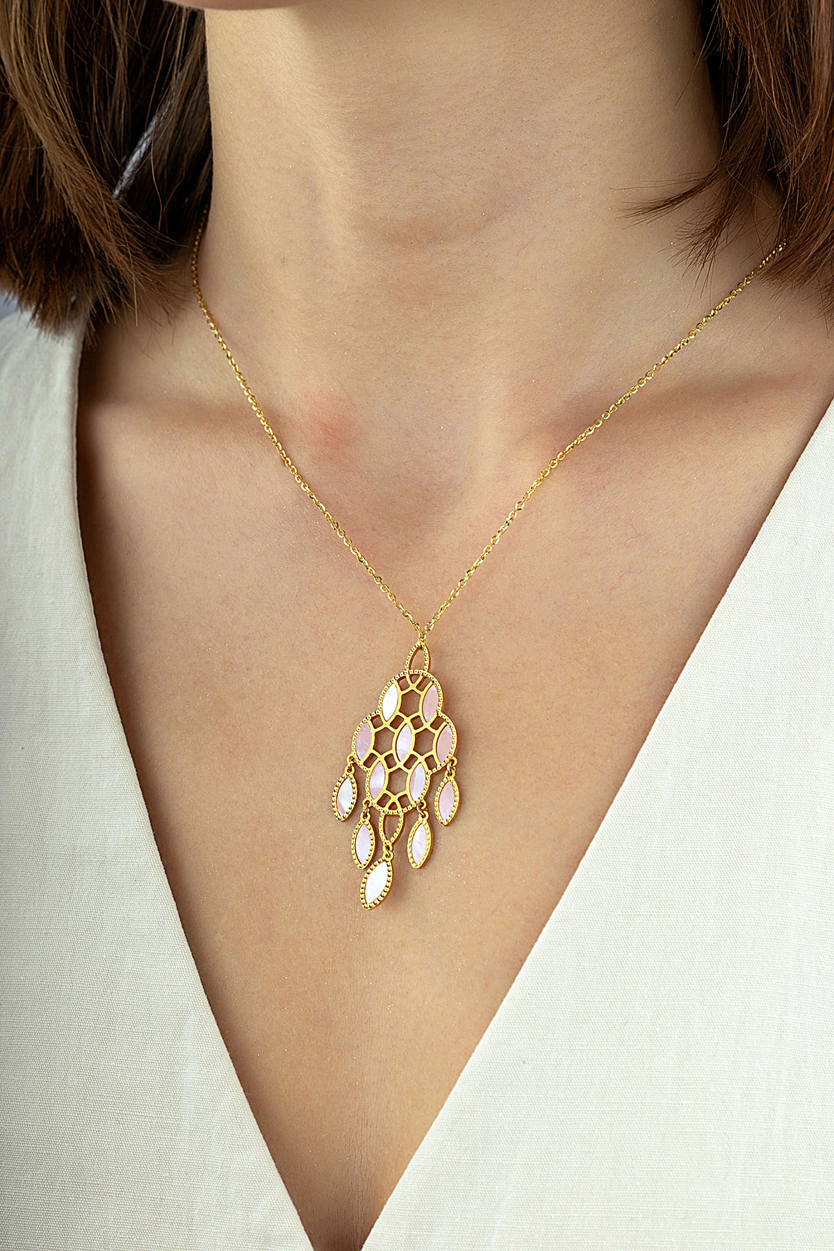 Çift Taraflı Pembe Beyaz Sedefli Tasarım İtalya Altın Kolye Ürün ana görseli