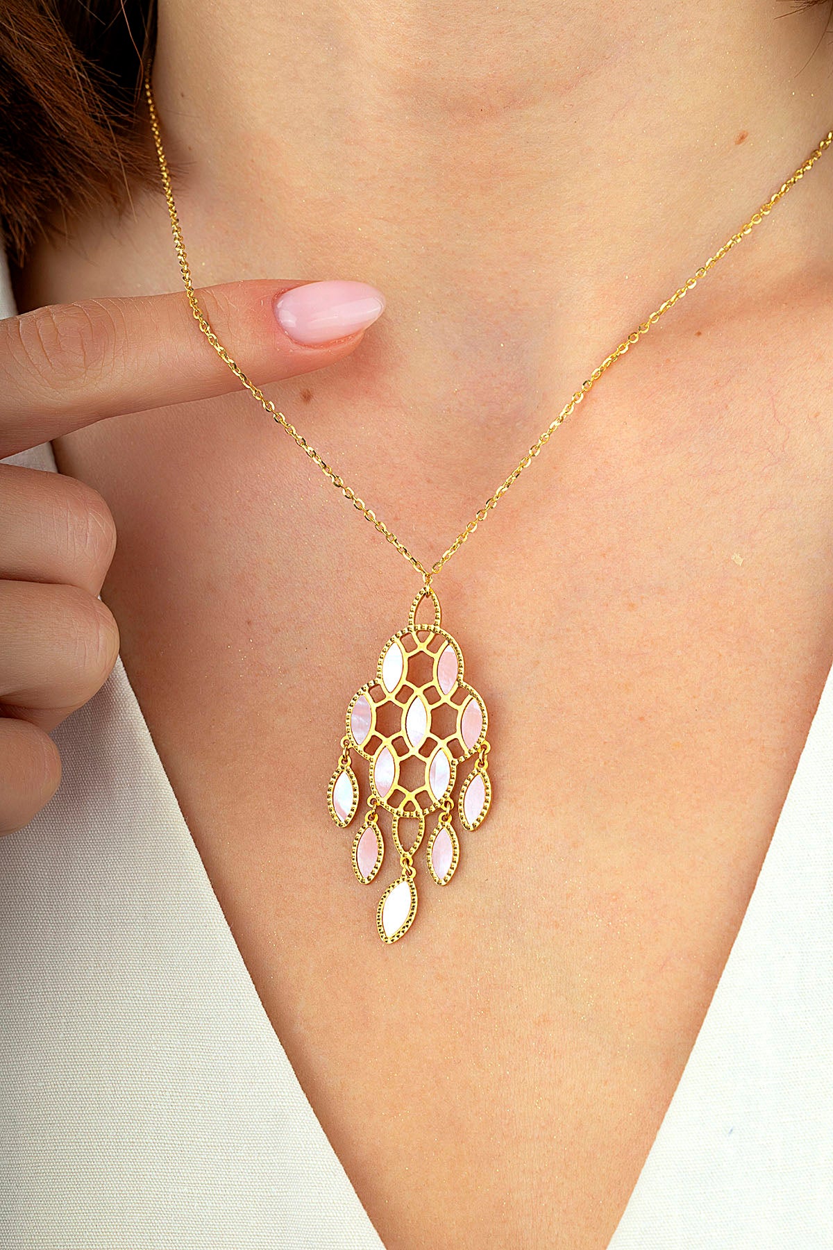 Çift Taraflı Pembe Beyaz Sedefli Tasarım İtalya Altın Kolye