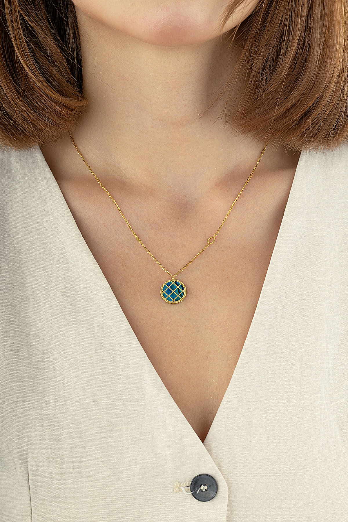 Çift Taraflı Mavi Beyaz Sedefli Kafesli Altın Kolye Ürün ana görseli