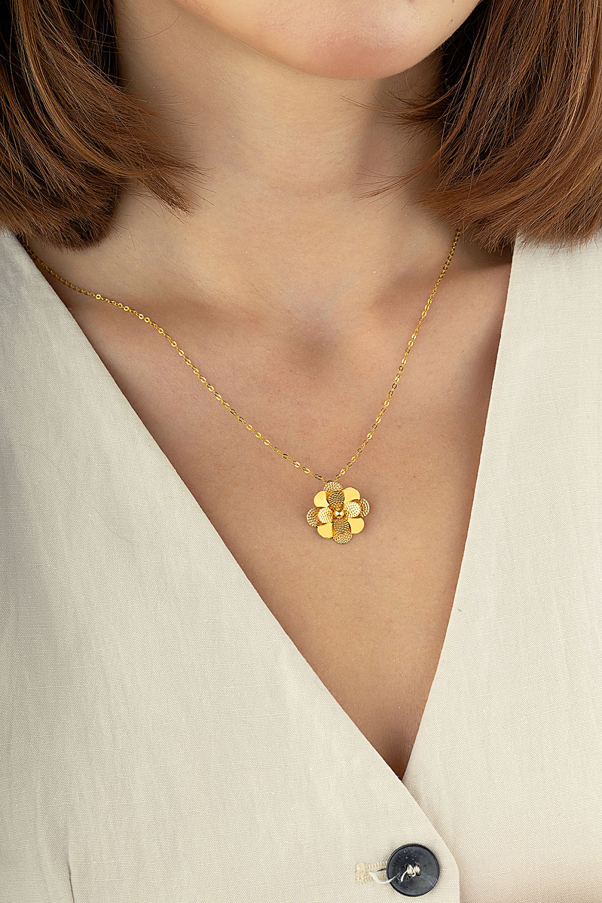 İtalyan Tasarım Çiçek Altın Kolye Ürün ana görseli