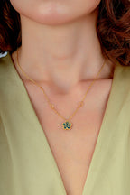 Çift Taraflı Mavi Beyaz Sedefli Kafesli Çiçek Altın Kolye