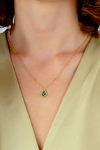 Çift Taraflı Yeşil Beyaz Damla Kafesli Altın Kolye