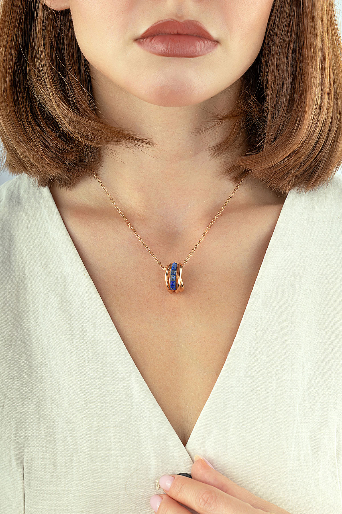 Lapis Taşlı Rose Altın Kolye Ürün ana görseli