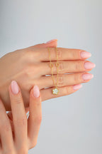 Çift Taraflı Gri Beyaz Sedefli Kafeslin Çiçek Altın Kolye